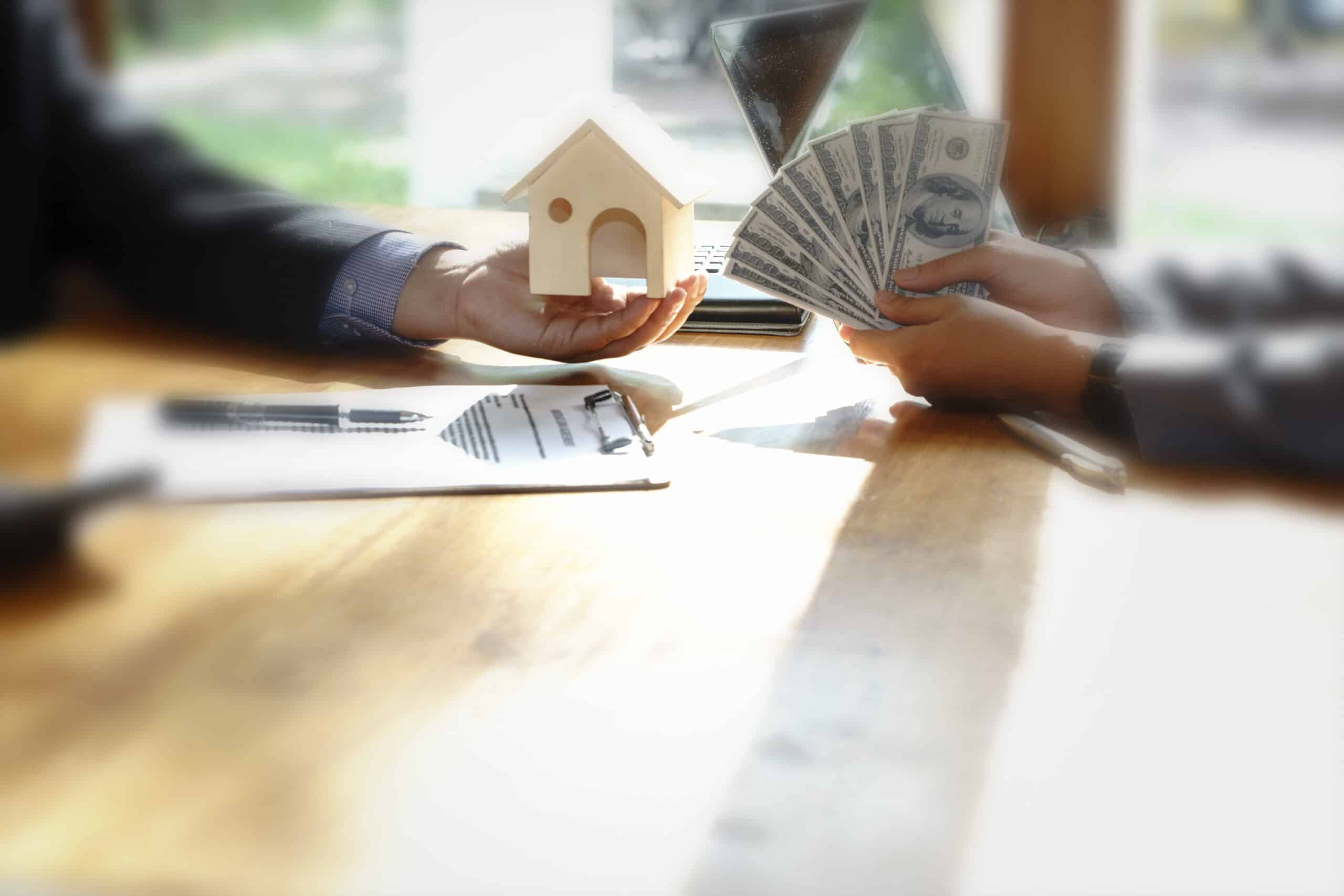 Selling a House During Bankruptcy in Cincinnati: Can Cash Buyers Help?